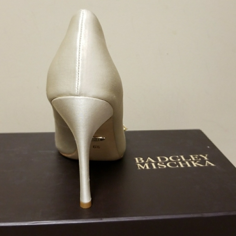 Badgley Mischka Marcela Heel - Picture 7 of 7
